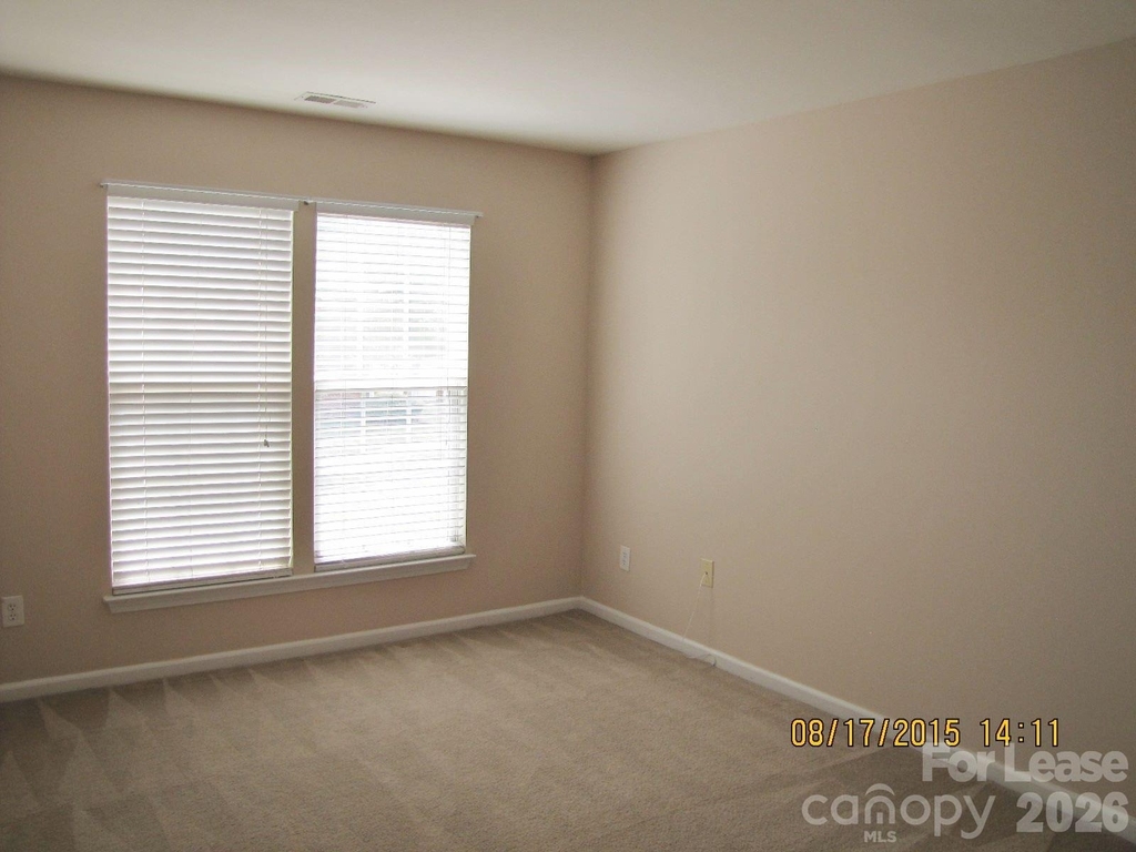 18040 Delmas Drive - Photo 20
