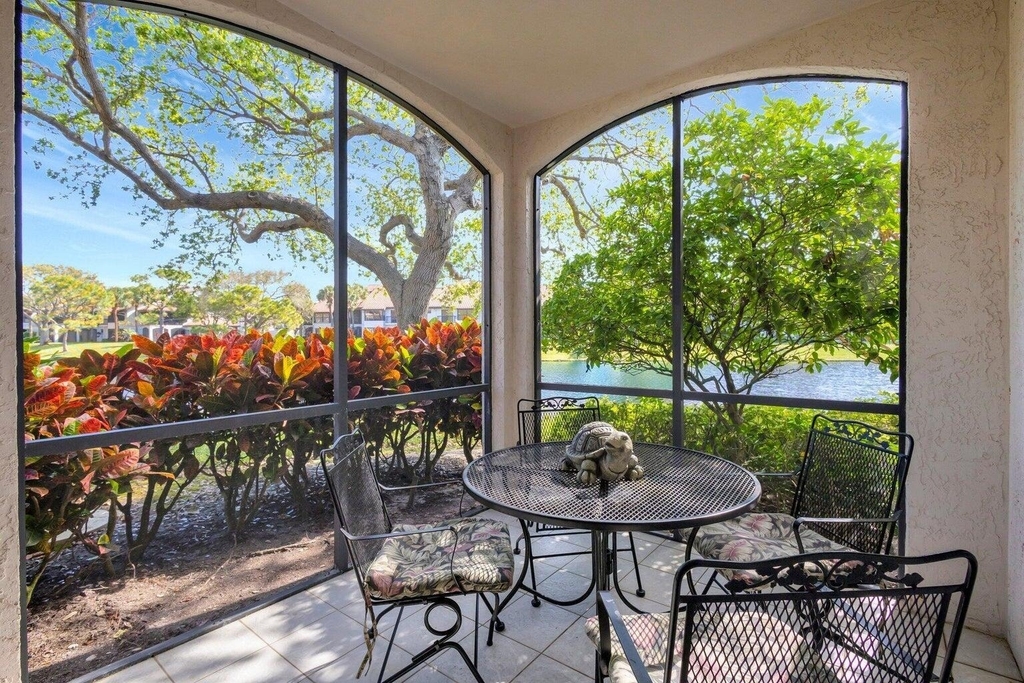 16050 W Bay Drive - Photo 21