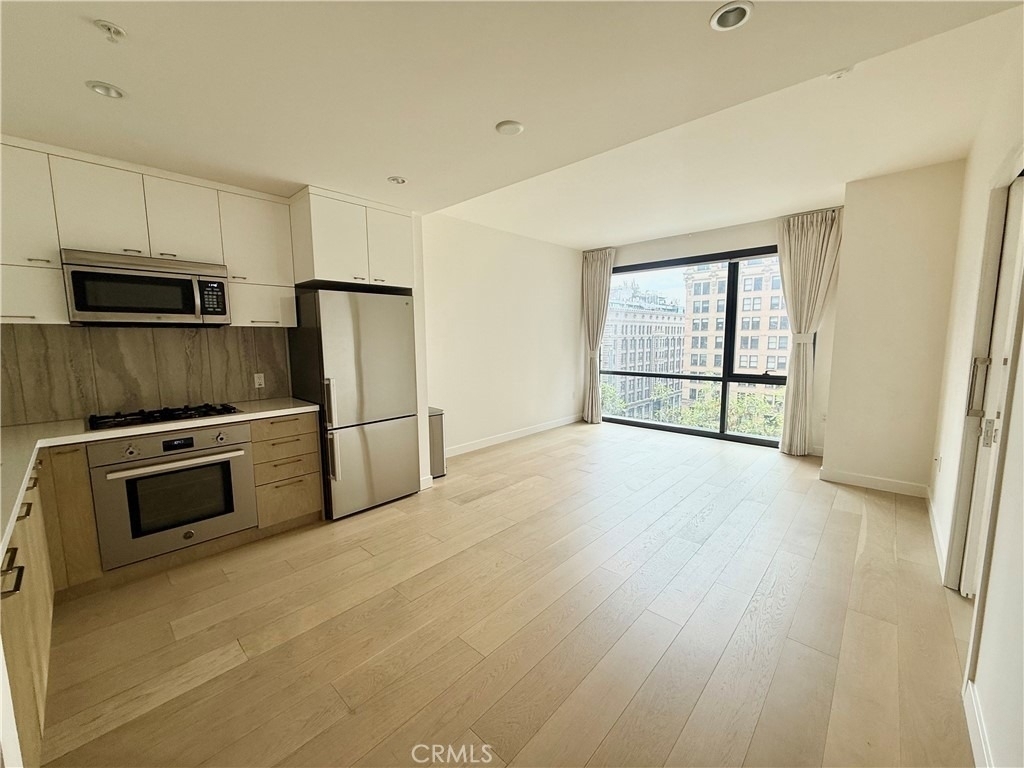 400 S Broadway - Photo 27