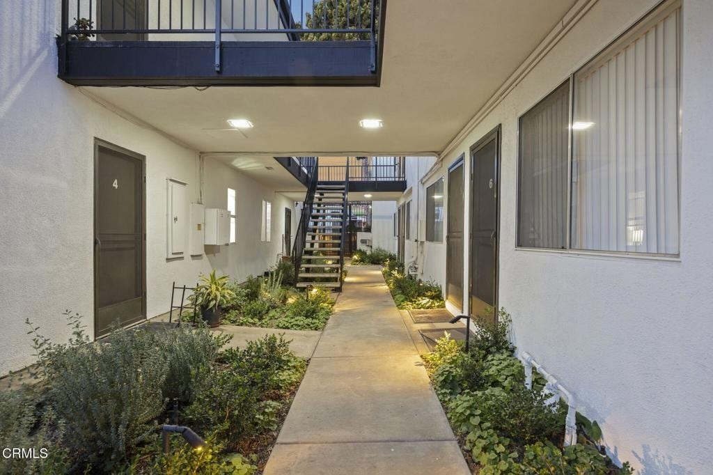 1381 E Santa Clara Street - Photo 1