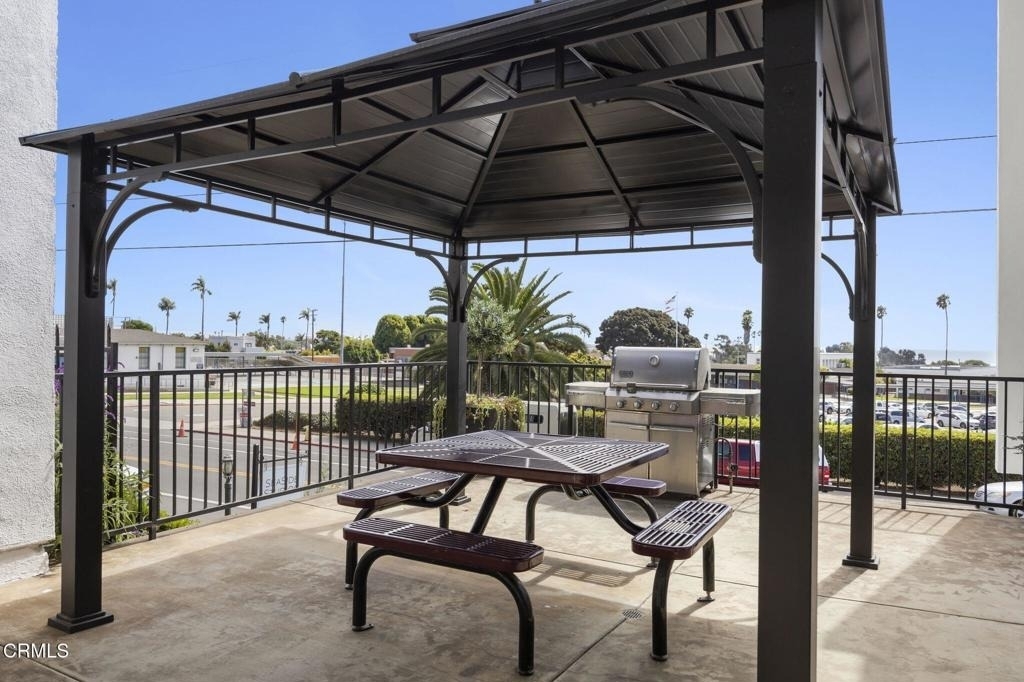1381 E Santa Clara Street - Photo 9
