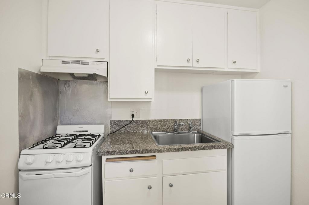 1381 E Santa Clara Street - Photo 6