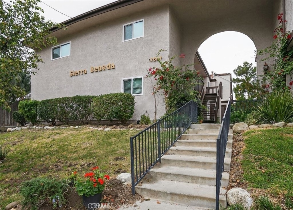 17847 Beneda Ln - Photo 0