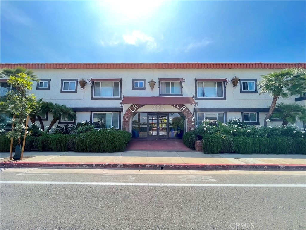 2115 Placentia Avenue - Photo 24