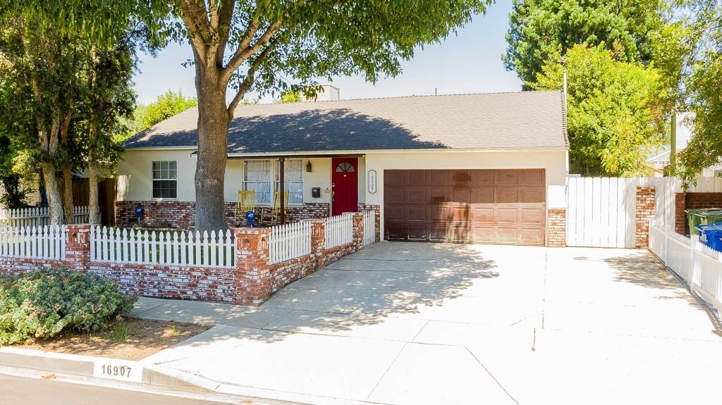 16907 Marlin Place - Photo 0