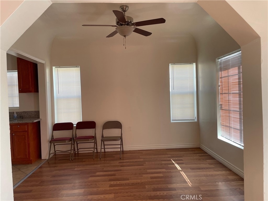 44624 Cedar Avenue - Photo 6