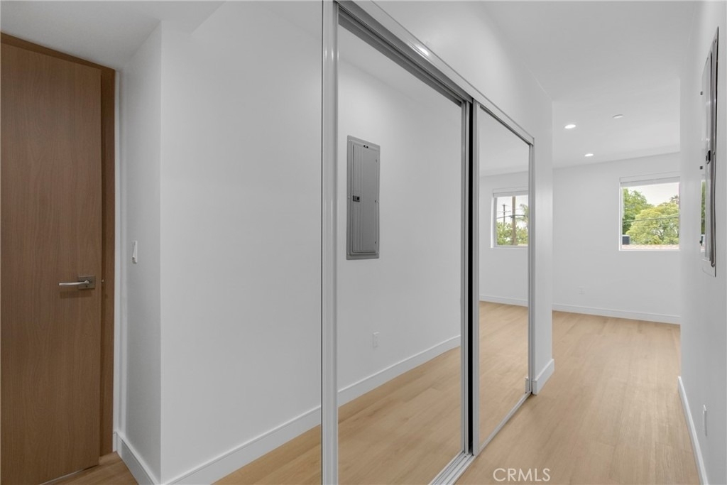 5220 Strohm Avenue - Photo 11