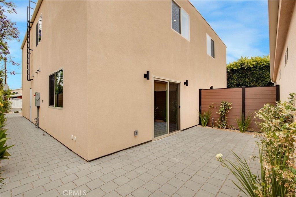 5220 Strohm Avenue - Photo 22