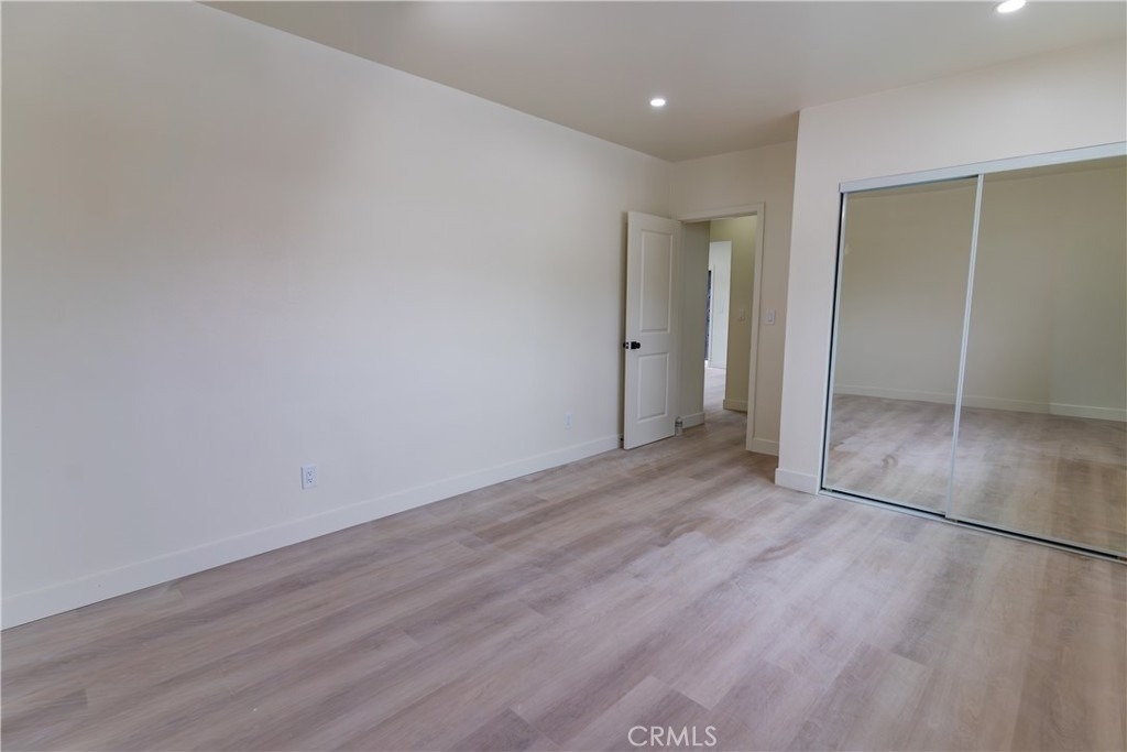 3445 Edgehill - Photo 7