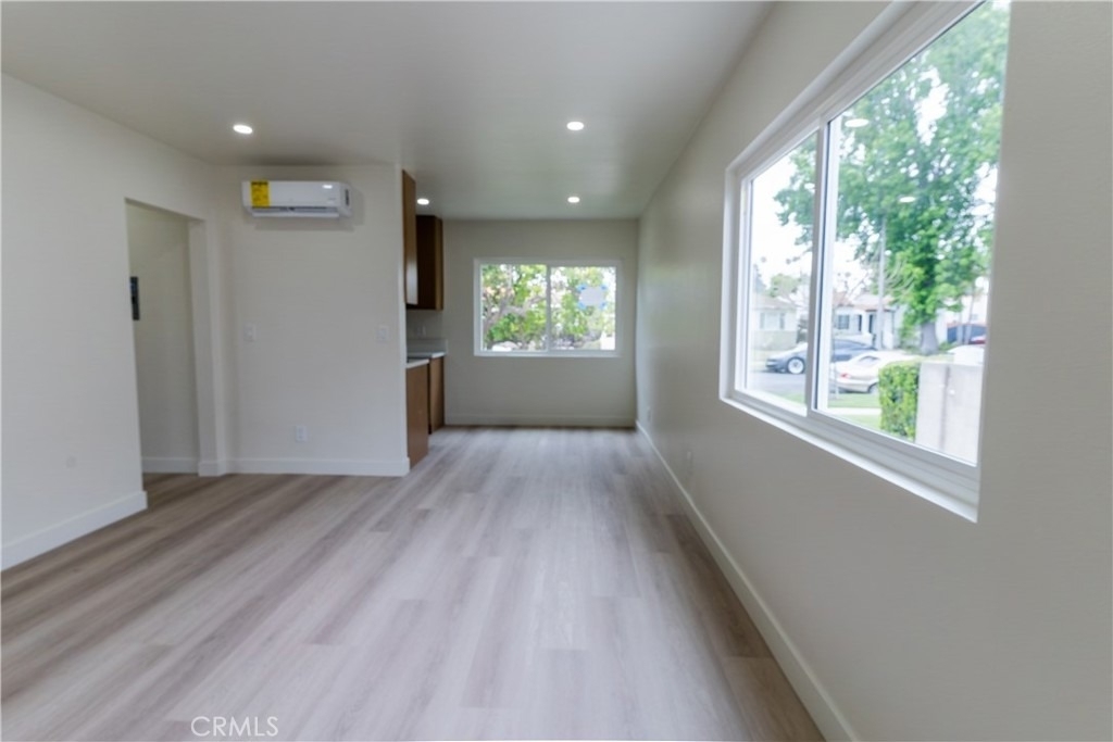 3445 Edgehill - Photo 0