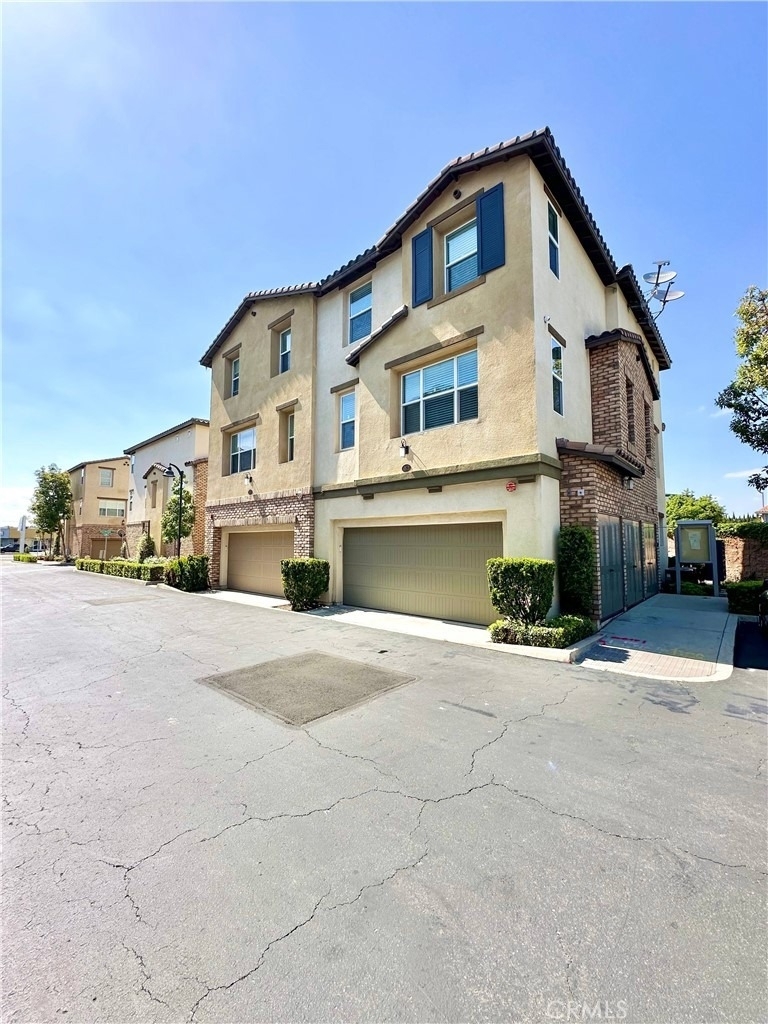 11821 E Solana Place - Photo 3