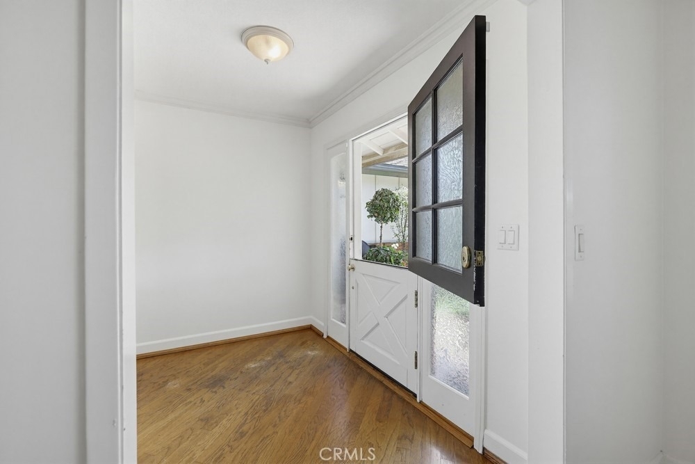 2705 E Jacaranda Avenue E - Photo 9