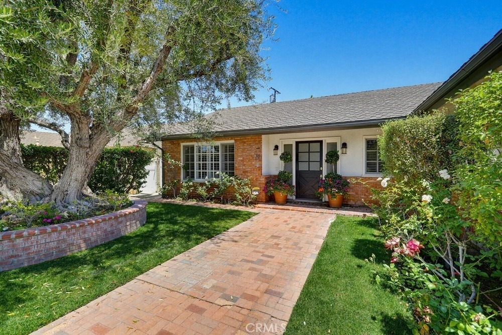 2705 E Jacaranda Avenue E - Photo 6