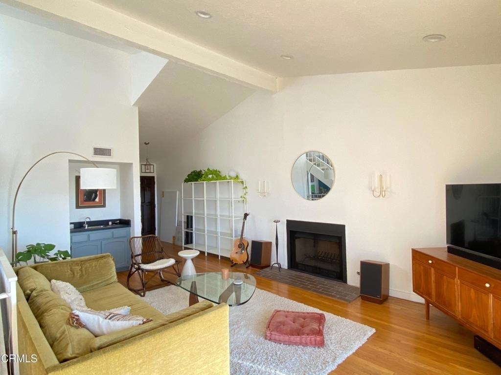 754 Fremont Villas - Photo 3