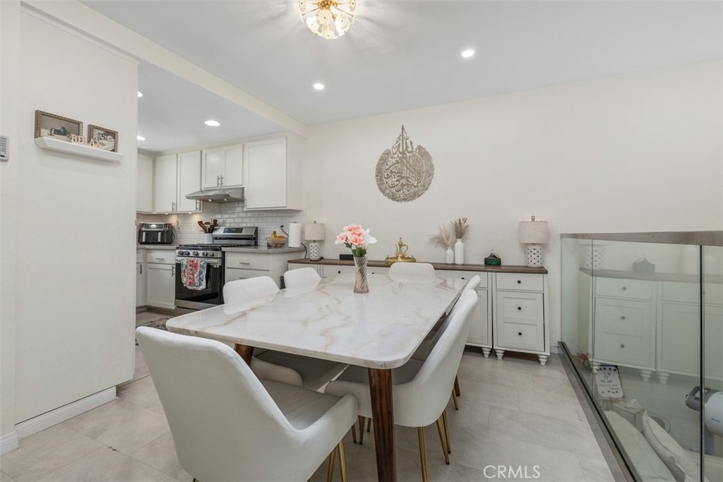 17906 River Circle - Photo 9