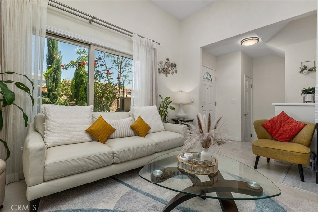 17906 River Circle - Photo 6