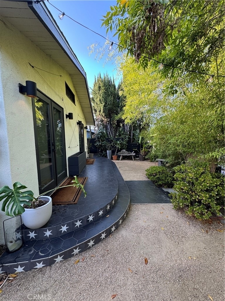 1900 Berkeley - Photo 19