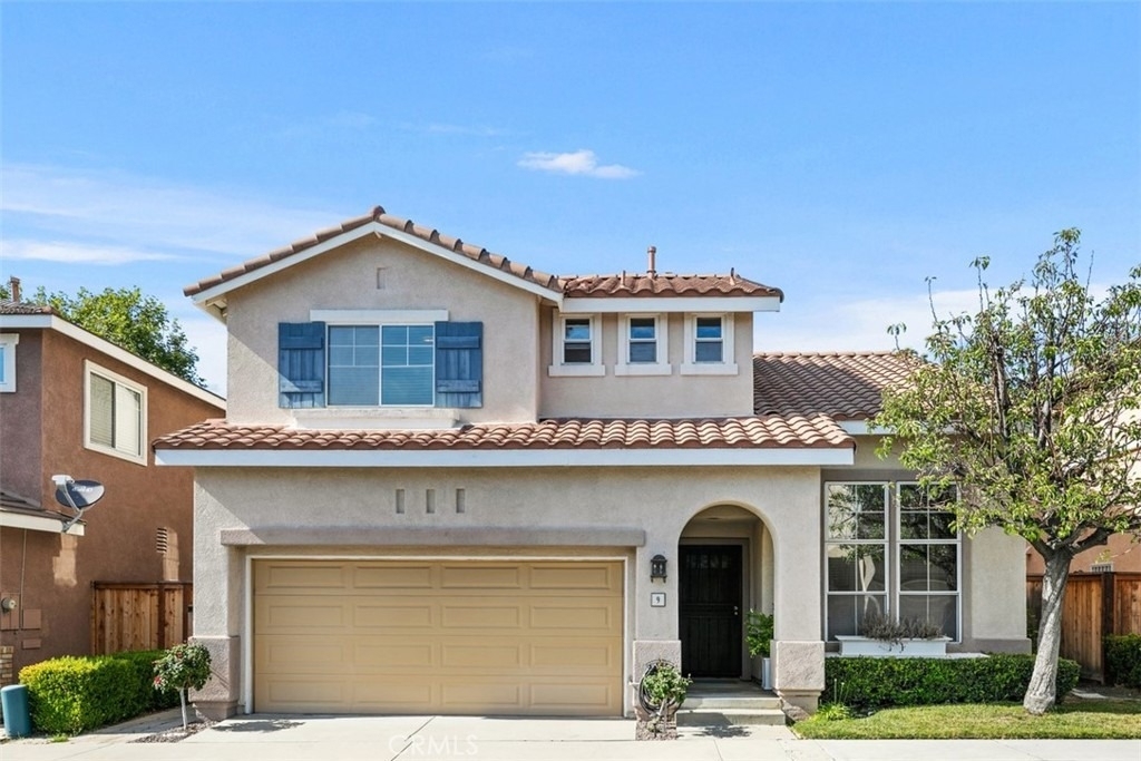 9 Acorn Ridge - Photo 0
