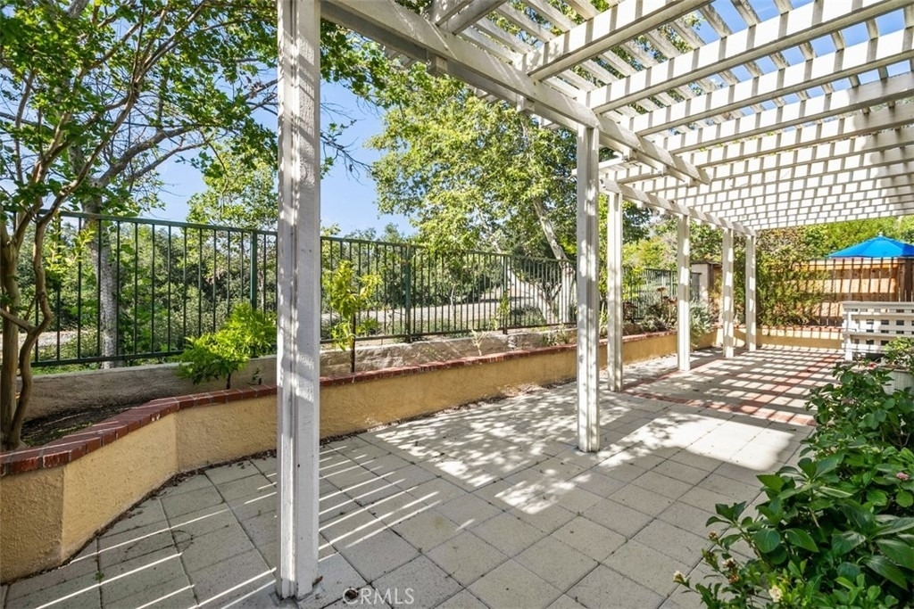 9 Acorn Ridge - Photo 11