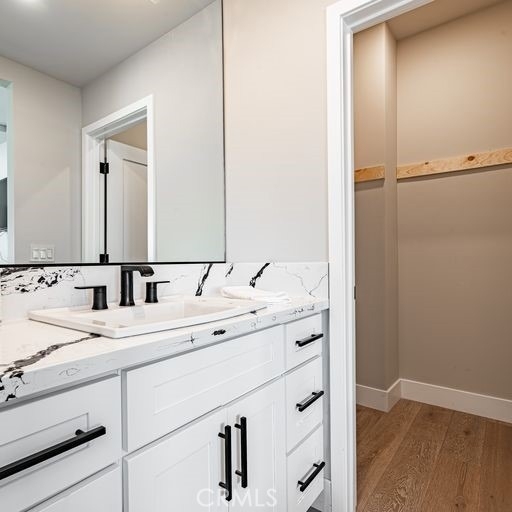 32 Dauphin - Photo 30