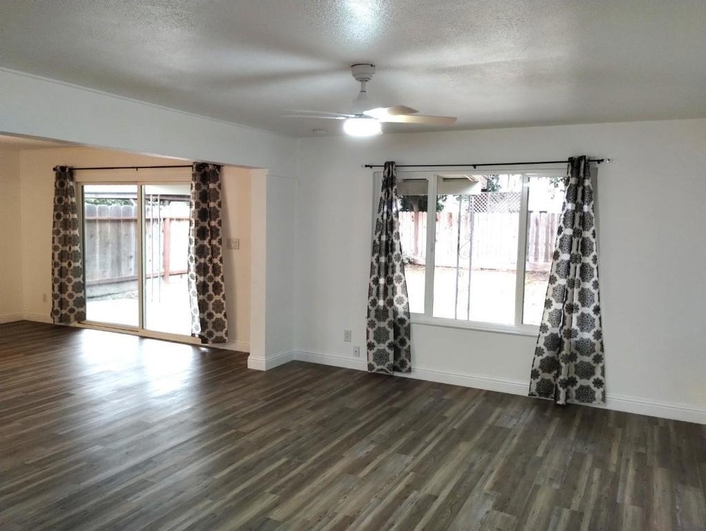 637 Grambling Court - Photo 12