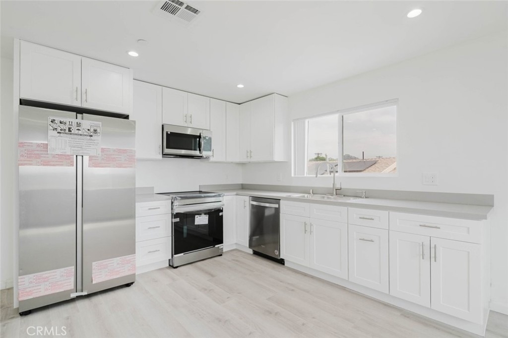 10938 1/2 Olinda Street - Photo 6