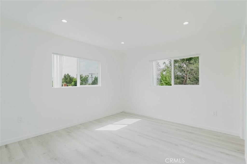 10938 1/2 Olinda Street - Photo 11