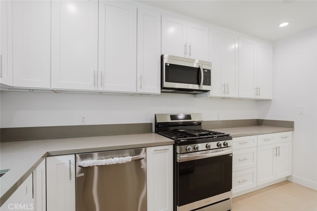 7730 Wyngate - Photo 14