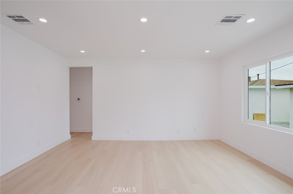 7730 Wyngate - Photo 6