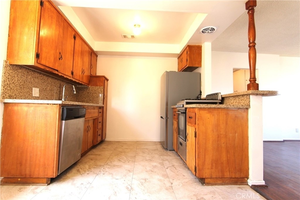 308 N Primrose Avenue - Photo 7