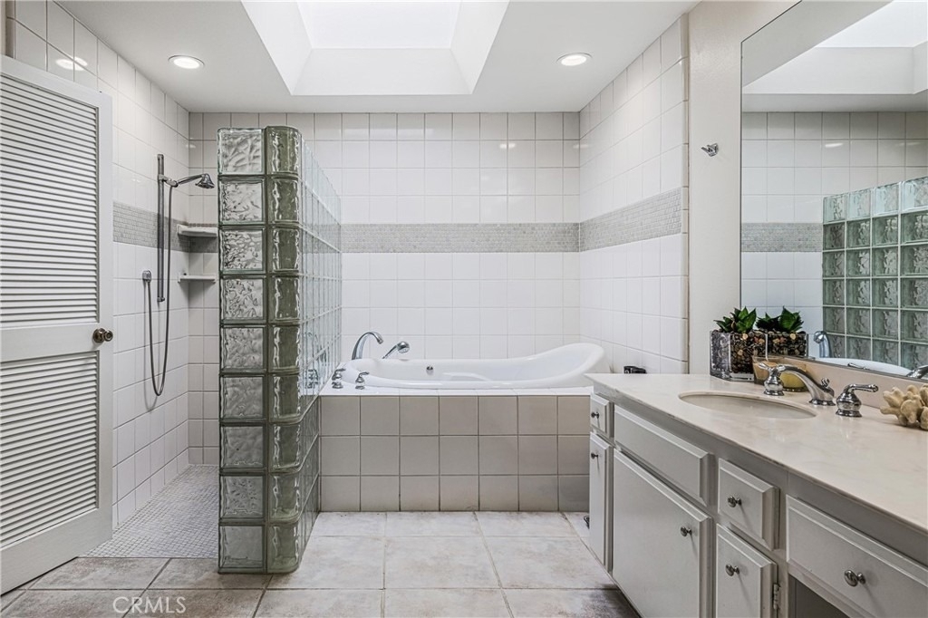 19 Cornell - Photo 18