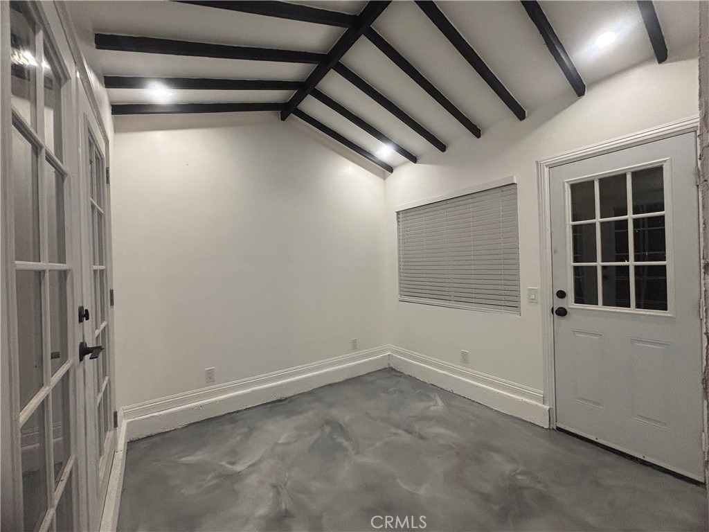 4760 Edenfield Avenue - Photo 4