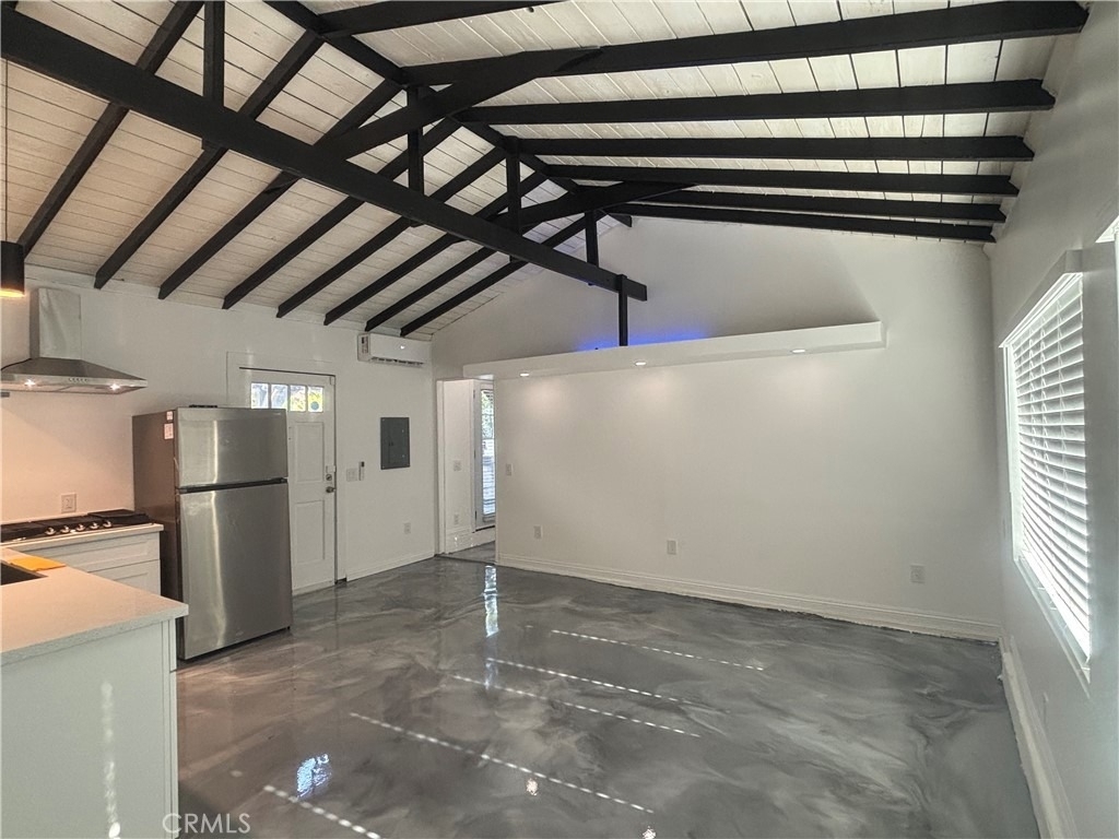 4760 Edenfield Avenue - Photo 1