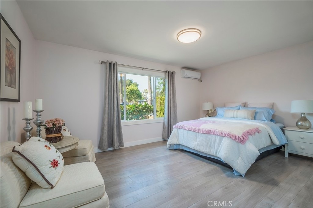 114 E Dexter Street - Photo 9
