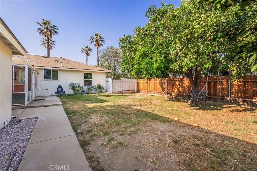 114 E Dexter Street - Photo 18