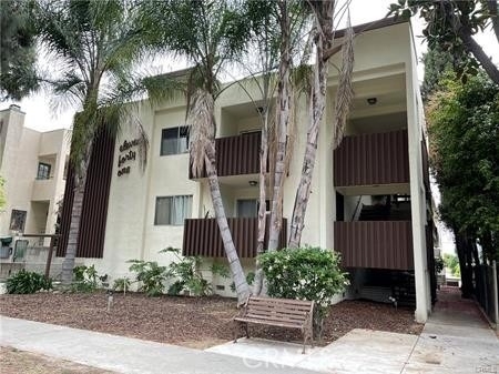 1141 Pine - Photo 1