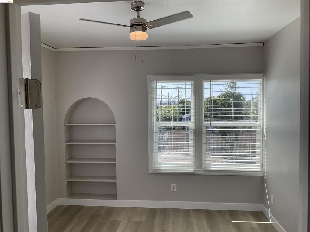 618 W 7th St. - Photo 4