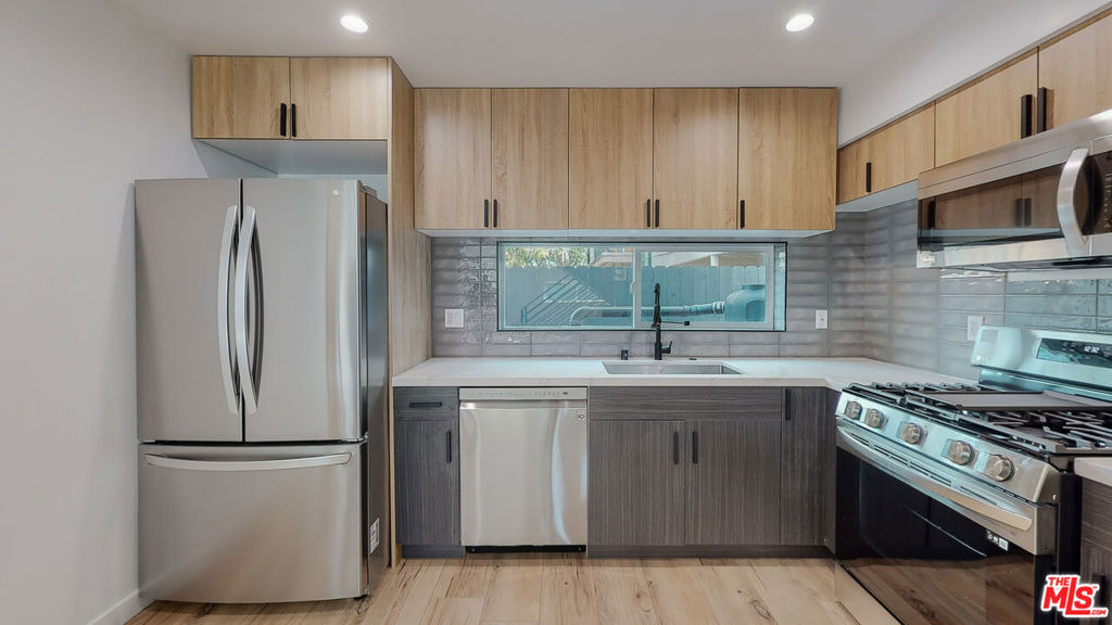 16010 Cantlay Street - Photo 1