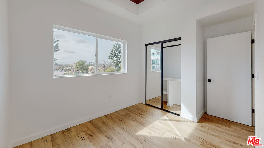 16010 Cantlay Street - Photo 6