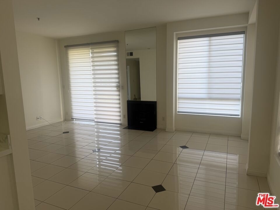 500 S Berendo Street - Photo 5