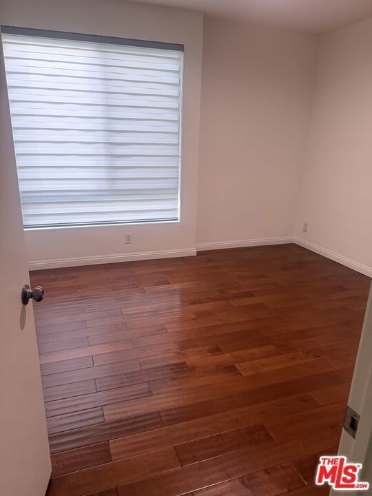 500 S Berendo Street - Photo 8