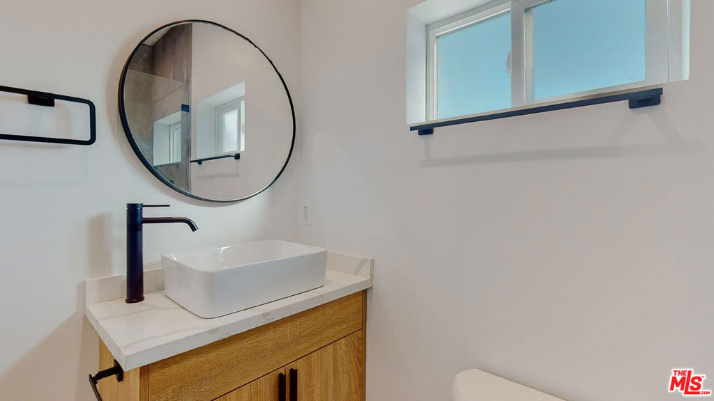 16012 Cantlay Street - Photo 29