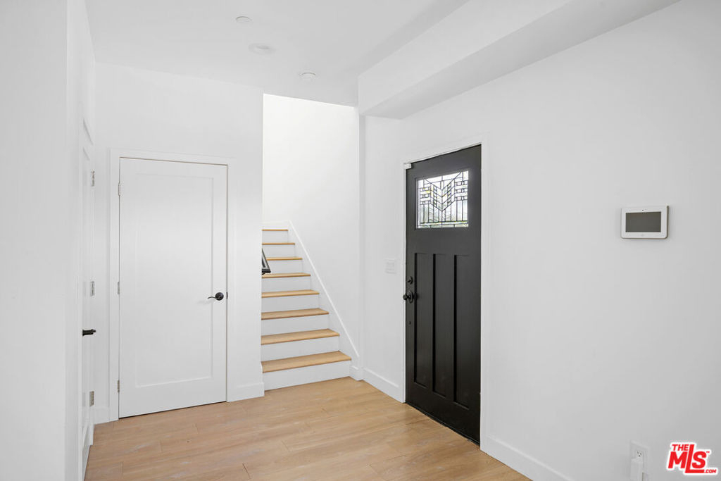 5826 Craner Avenue - Photo 1