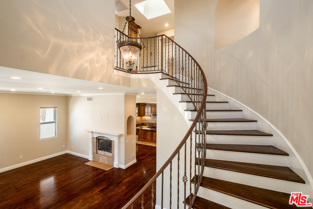 3838 Tilden Avenue - Photo 11