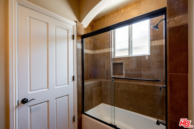 3838 Tilden Avenue - Photo 15