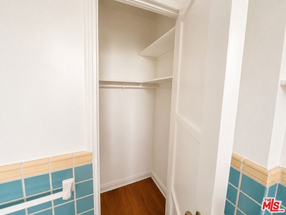 634 S Gramercy Place - Photo 3