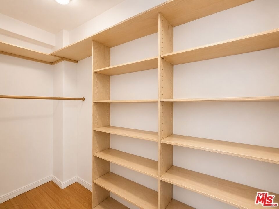 634 S Gramercy Place - Photo 3