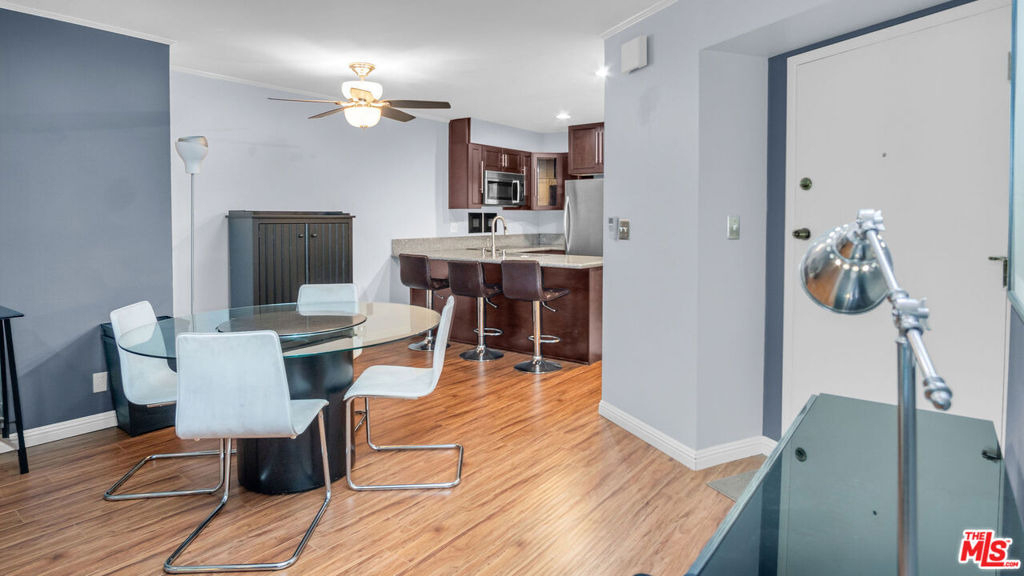 2260 N Cahuenga Boulevard - Photo 4