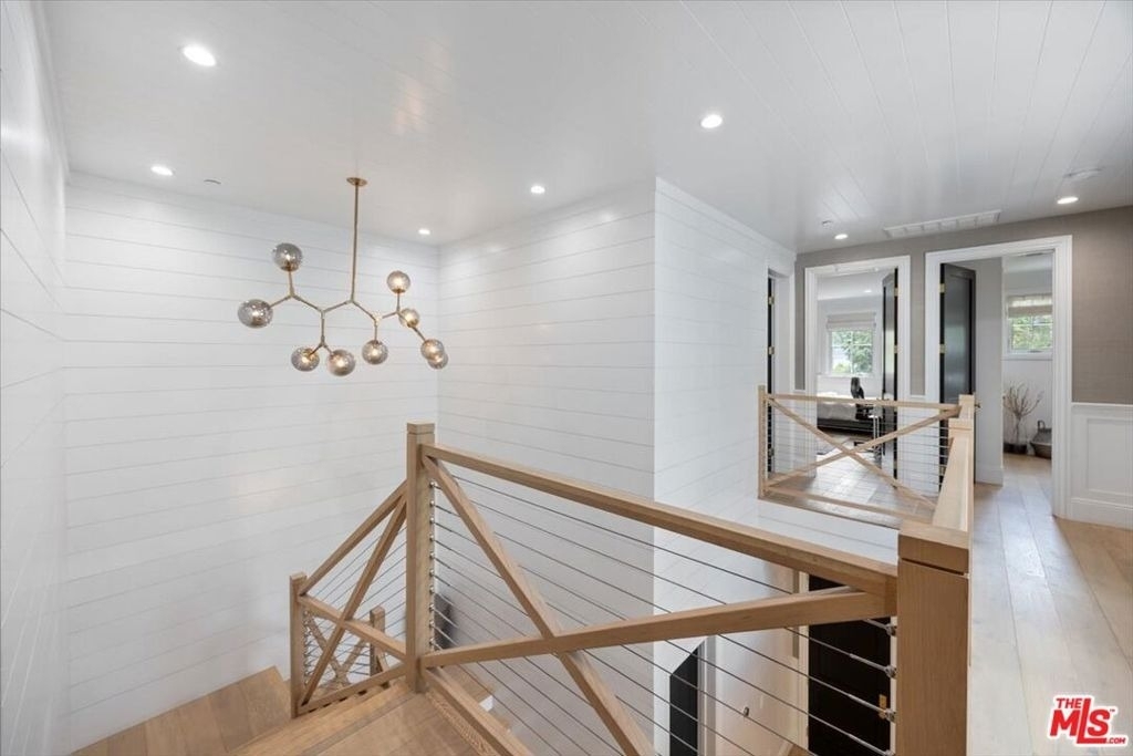 4225 Alcove Avenue - Photo 25