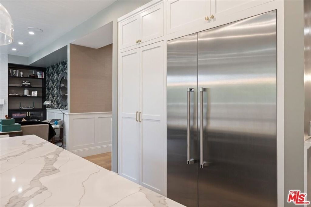 4225 Alcove Avenue - Photo 18
